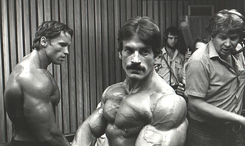 Mike Mentzer vs Arnold Schwarzenegger